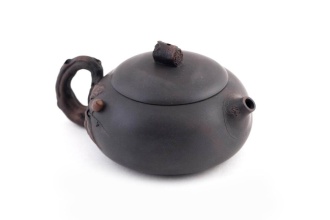 Чайник глиняный из Юньнани «Цзяньшуйская керамика», 200 мл.. Цена: 19 370 ₽ руб.