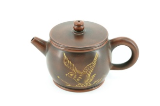 Глиняный чайник "Беркут в полёте", 190 мл.. Цена: 7 400 ₽ руб.