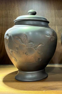 Глиняная чайница из Циньчжоу, Гуанси "Соблюдение", 1700 мл.. Цена: 18 100 ₽ руб.