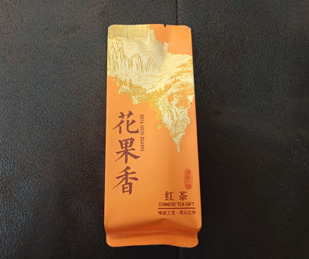 Красный чай Красный чай с фруктово-цветочным ароматом 9 г