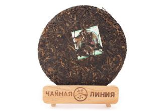 Прессованный шэн пуэр - Шэн пуэр 2007 г. «Чанъэ улетает на Луну» марки «Пагода» завода «Лимин» 357 г, 