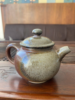 Глиняный чайник дровяного обжига "Естество", 220 мл. Цена: 18&nbsp;560 ₽ руб.