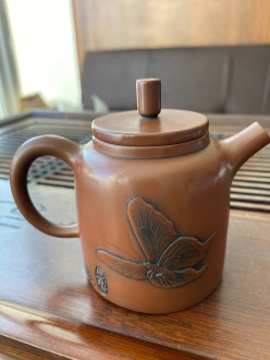 Глиняный чайник из Цзяньшуй, Юньнань "Бабочка", 150 мл. Цена: 17&nbsp;020 ₽ руб.