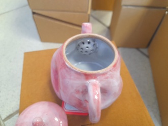 Глиняный чайник ручной работы "Призма" мастера Хуан Жунхуа в стиле Сино. Цена: 13 610 ₽ руб.
