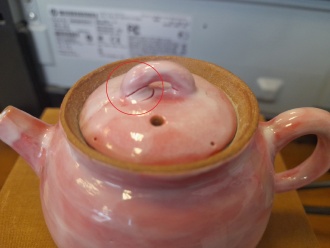 Уцененный глиняный чайник ручной работы "Розовый туман" мастера Хуан Жунхуа в стиле Сино. Цена: 13 540 ₽ руб.