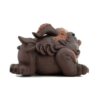 Глиняная чайная игрушка "Денежная жаба" | 茶宠 Глиняная чайная игрушка "Денежная жаба". Цена: 7 620 ₽ руб.