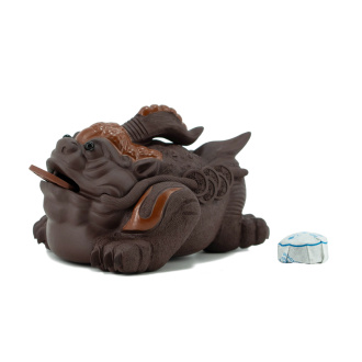 Глиняная чайная игрушка "Денежная жаба" | 茶宠 Глиняная чайная игрушка "Денежная жаба". Цена: 7 620 ₽ руб.